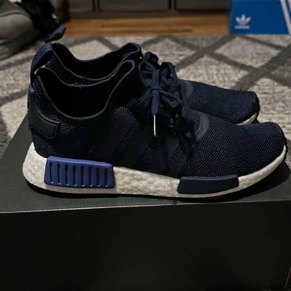Adidas NMD R1 Collegiate Navy EE6675 - Picture 3 of 10